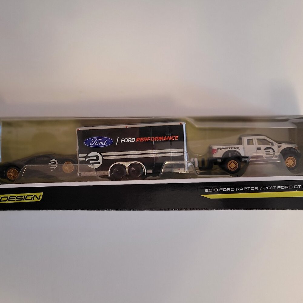 Maisto Design - Team Haulers 2021: 2010 Ford Raptor / 2017 Ford GT Heritage